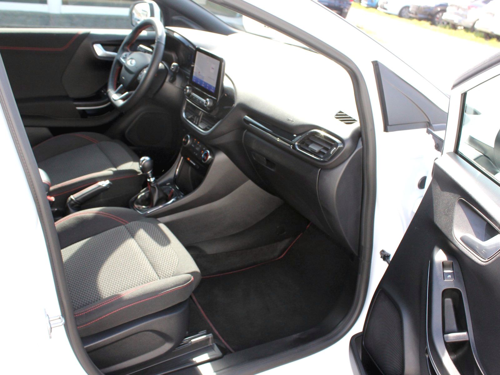 Fahrzeugabbildung Ford Puma ST-Line 1,0 EcoBoost Mild Hybrid