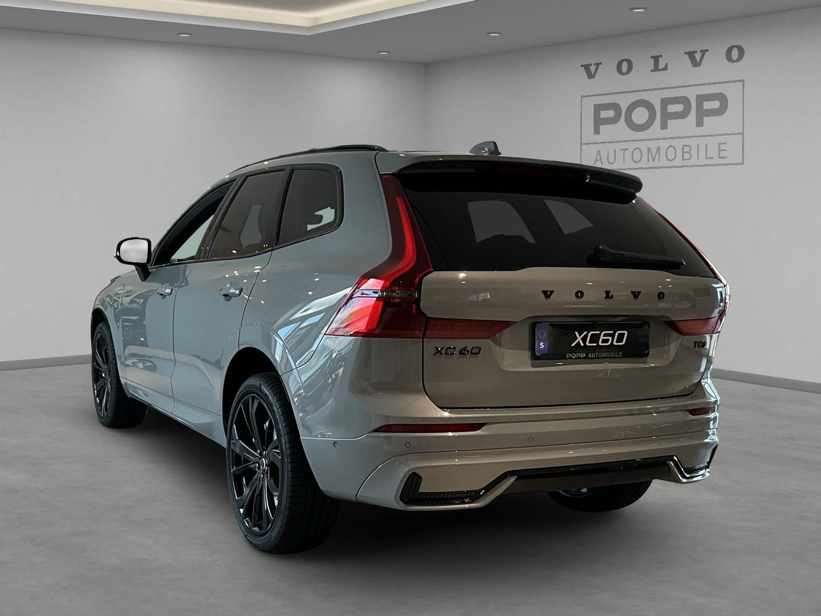 Volvo XC60 T8 AWD Plus Black Edition FACELIFT 21" 360° imagem 3