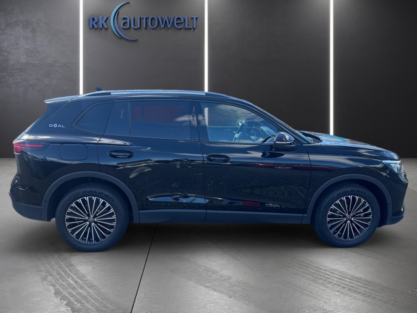 Volkswagen Tiguan Goal 2.0 TDI DSG LED Navi AHK 18 Zoll Cli foto 3