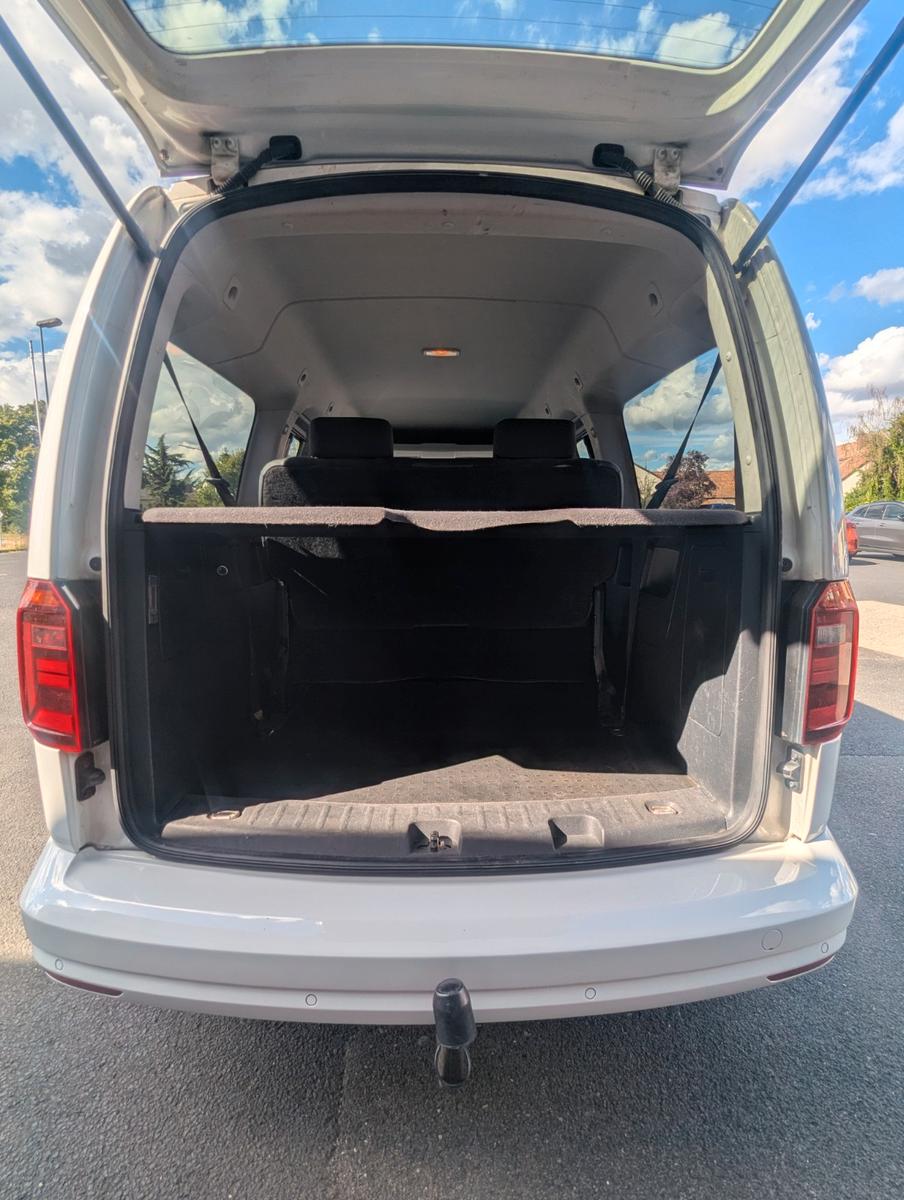 Volkswagen Caddy Maxi Highline Navi AHK Sitzheizung