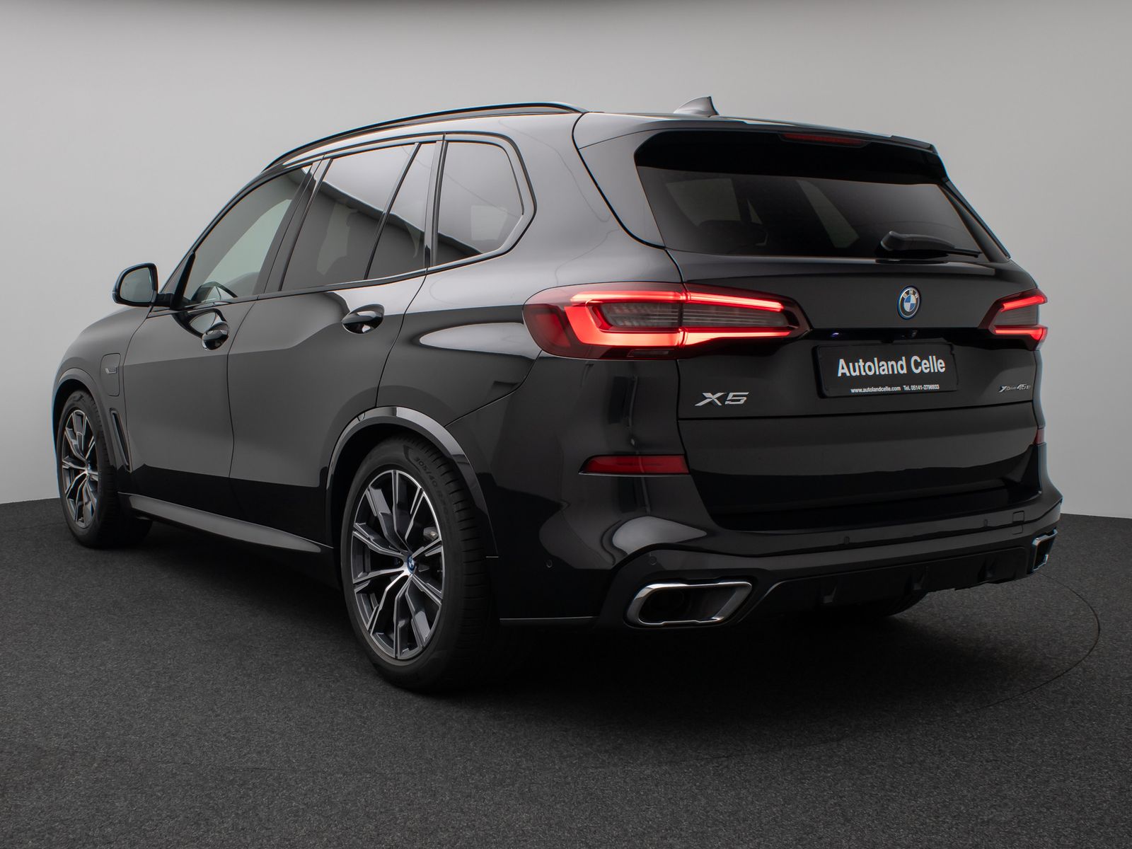 Fahrzeugabbildung BMW X5 xD45e M Sport 360° HUD DAB ACC AHK 20Zoll
