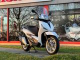 Piaggio Beverly 400 HPE  - PIAGGIO BEVERLY