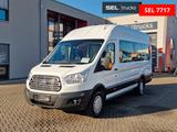 Ford Transit / Transport von Personen im Rollstuhl - Stationärer Kran