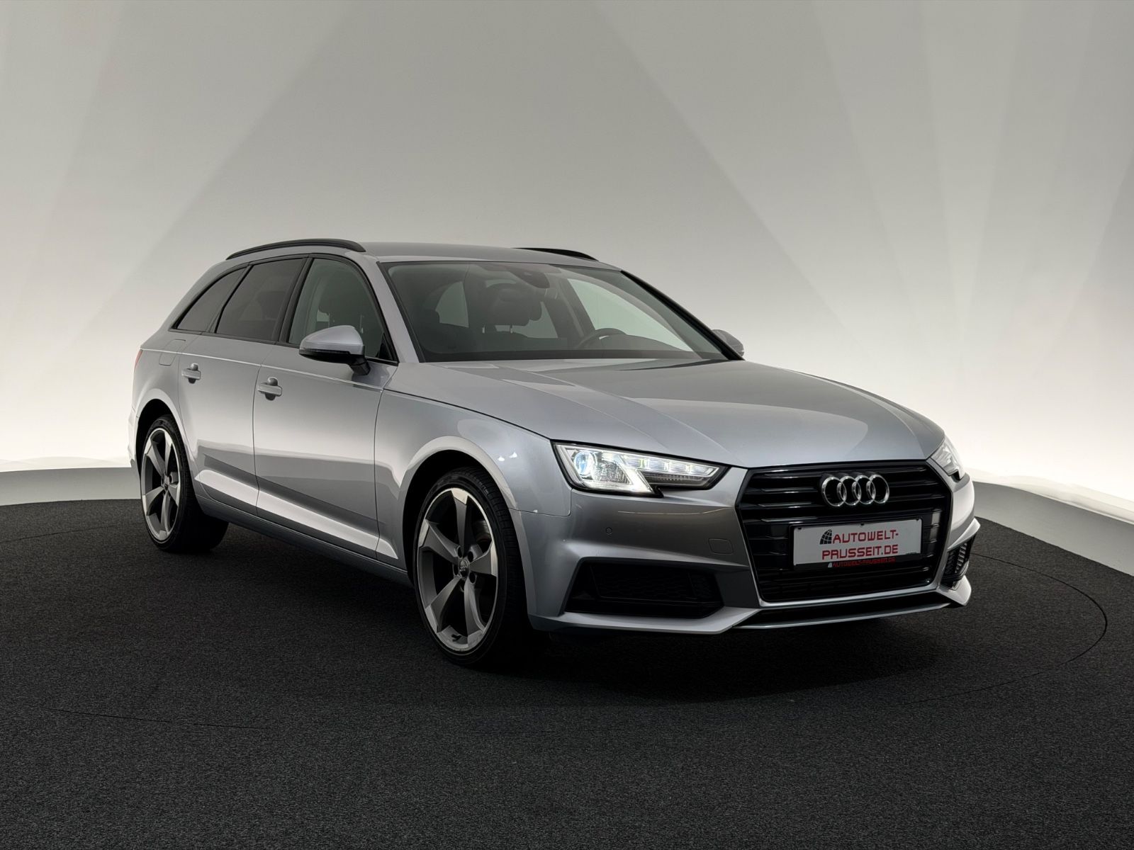 Gebrauchtwagen Audi A4 A4 Avant 35 TFSI*SPORT*XENON-R.KAM-TEMPO-SHZ-19 in Künzell