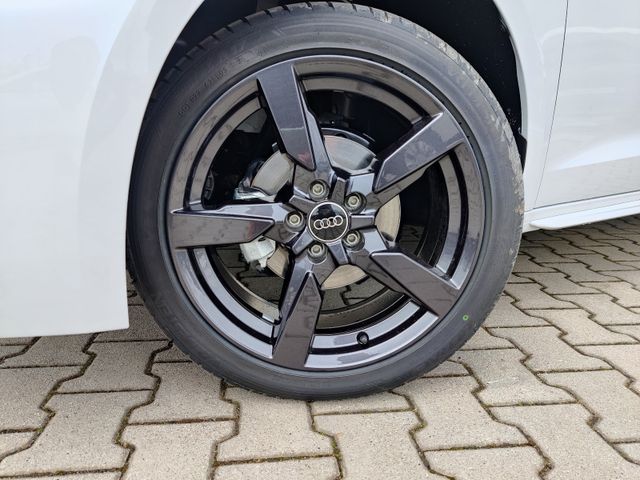 A1 Sportback S line 25 TFSI S tro +1000,- Tanken