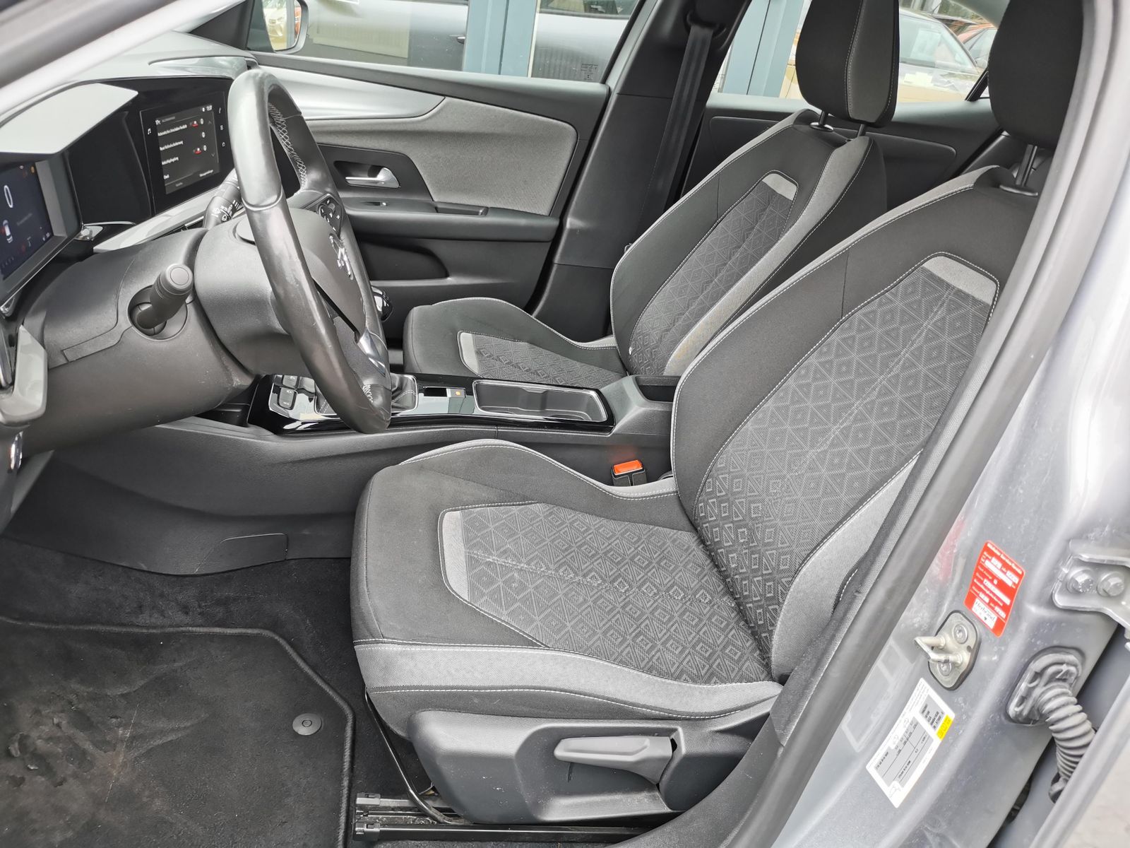 Fahrzeugabbildung Opel Mokka Edition +SHZ+KAMERA+TEMPOMAT+LANEASSIST+