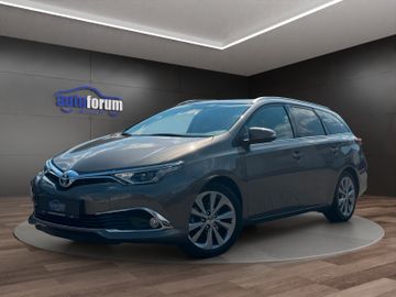 Toyota Auris Touring Sports - 1