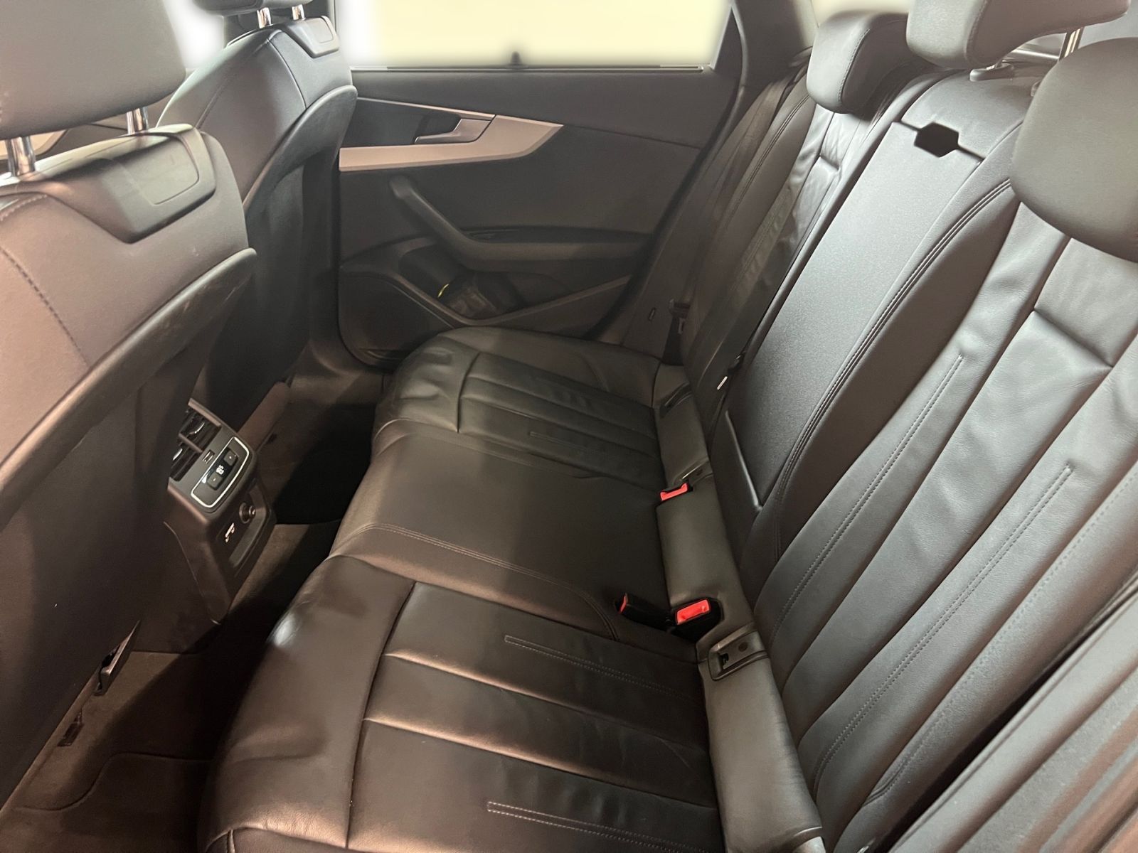 Audi A4 - Bild 13
