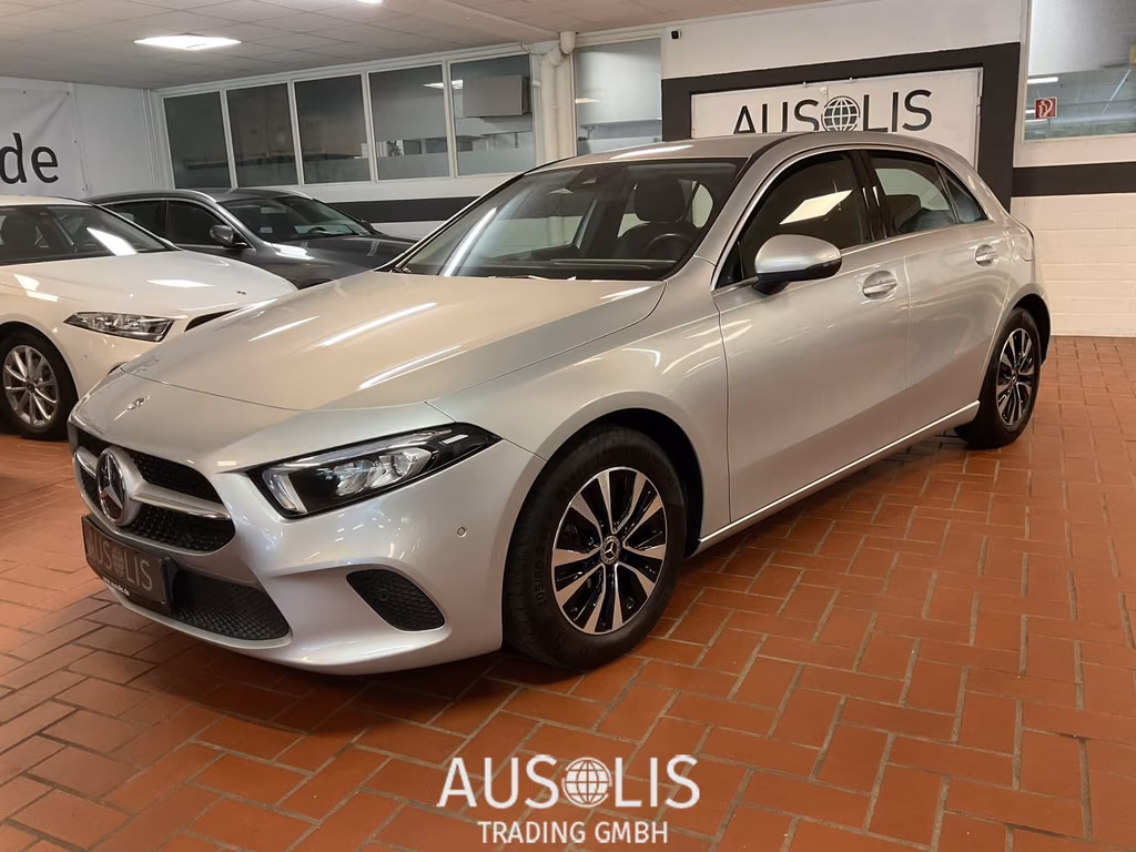 MercedesBenz A 180 Progressive LEDLederKamera 2022