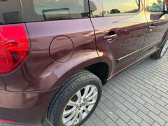 Fahrzeugabbildung Skoda Yeti Panorama AHK PDC NAVI