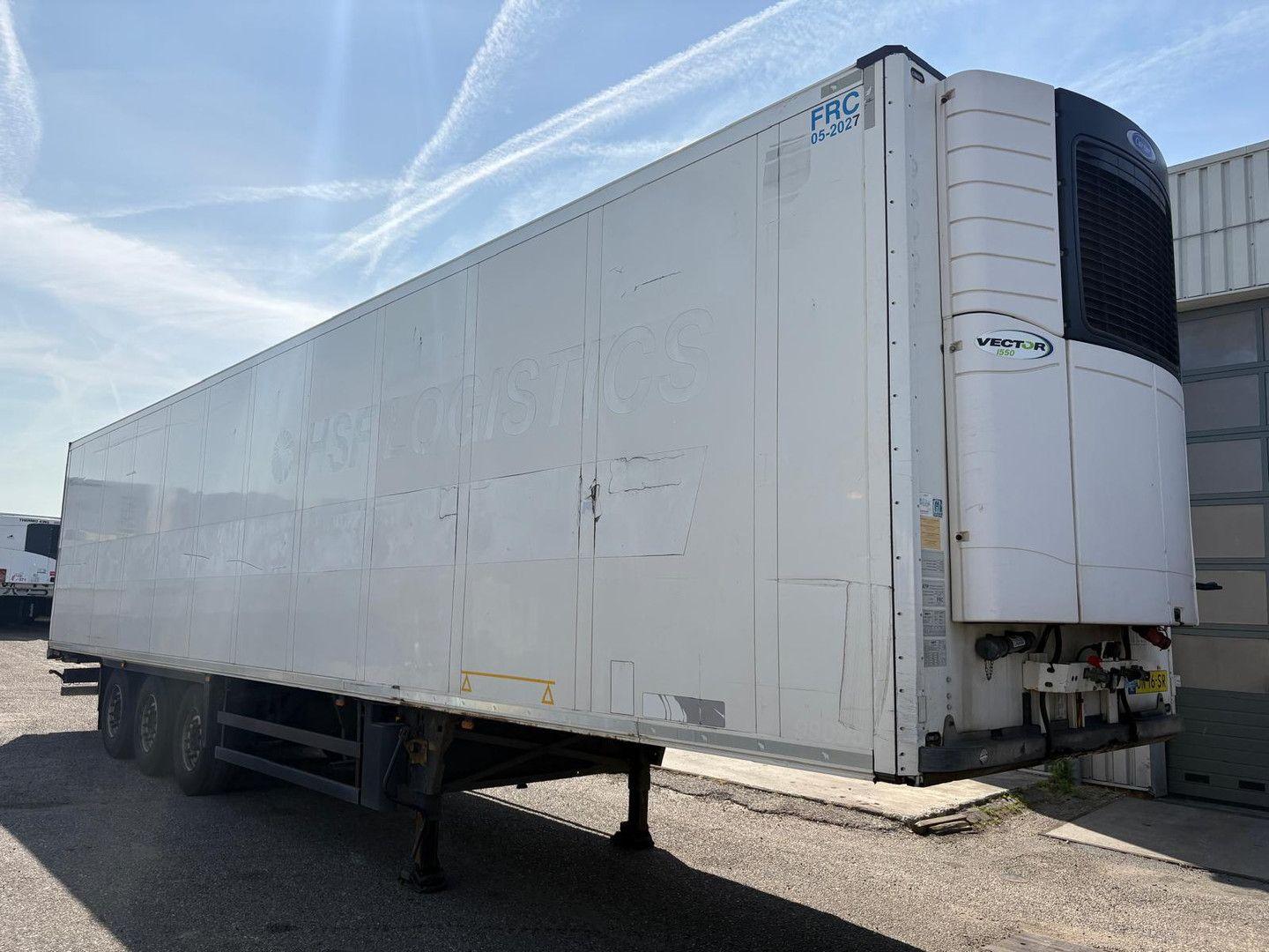 Schmitz Cargobull Carrier 1550 discbrakes, Blumentbreit , Height H