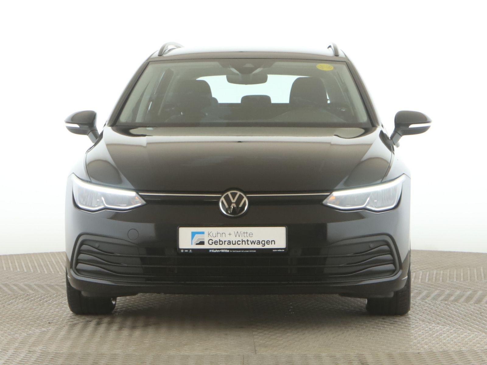 Volkswagen Golf VIII Variant 1.0 TSI Life LED+PDC+Navi+SHZ+