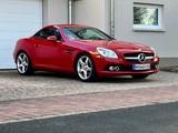 Mercedes-Benz SLK 200 - R 172 - Mercedes-Benz SLK 200: Rot