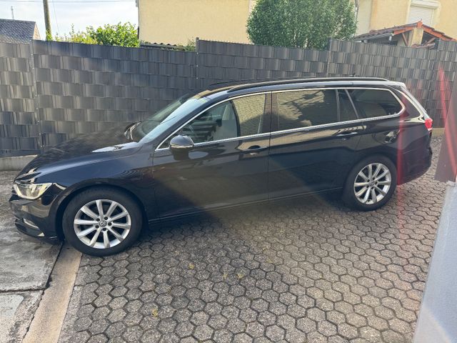 VW Passat Variant 2.0 TDI Comfortline Variant C...