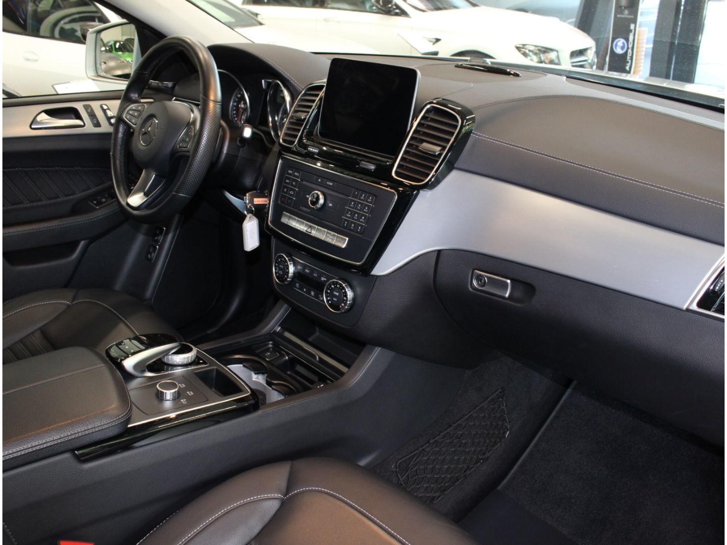 Fahrzeugabbildung Mercedes-Benz GLE 350 d Coupe 4Matic AMG-Line*AHK*Distronic