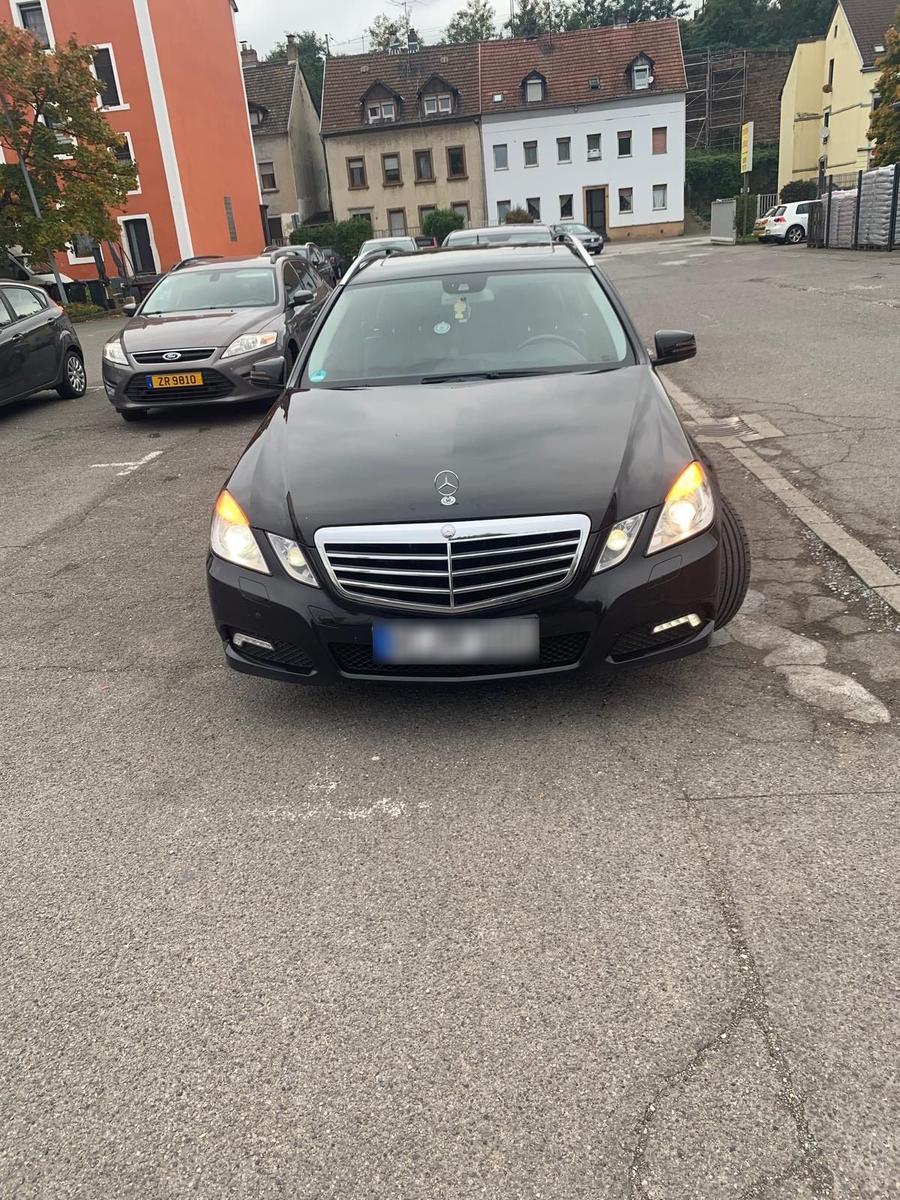 Mercedes-Benz 350 2010 — photo 15