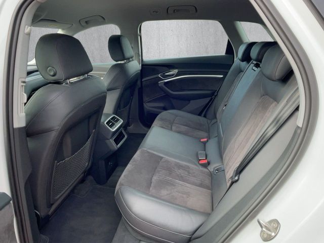 e-tron 55 quattro Bluetooth Navi LED Klima