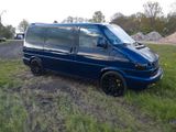 Volkswagen T4 Caravelle 2.5 TDI 111kW Standard - Volkswagen T4: 111kw