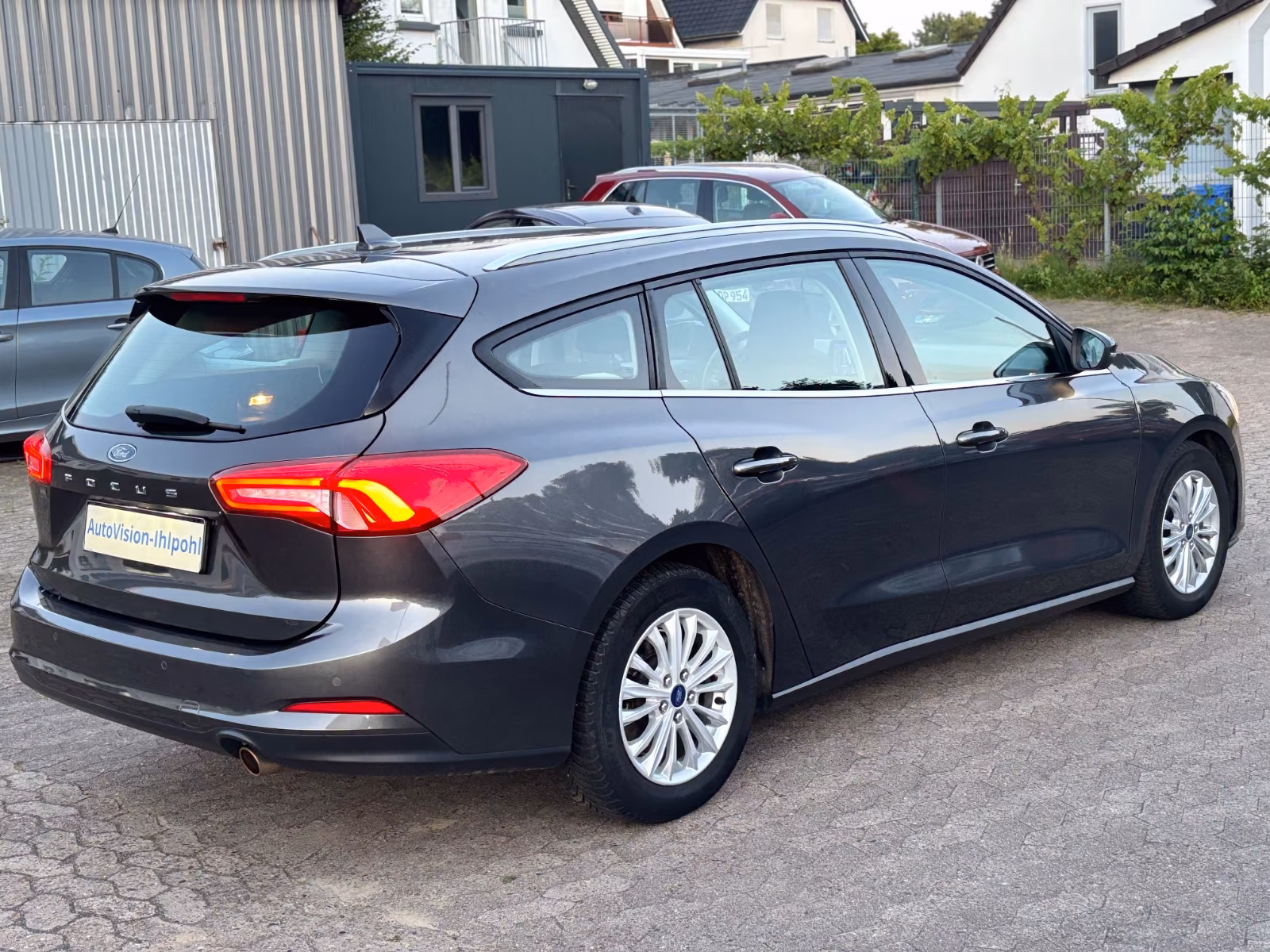 Ford Focus Turn. *Titanium*1.Hand*AHK*TÜV NEU!!