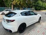 Maserati Levante Modena S - Maserati Levante von privat