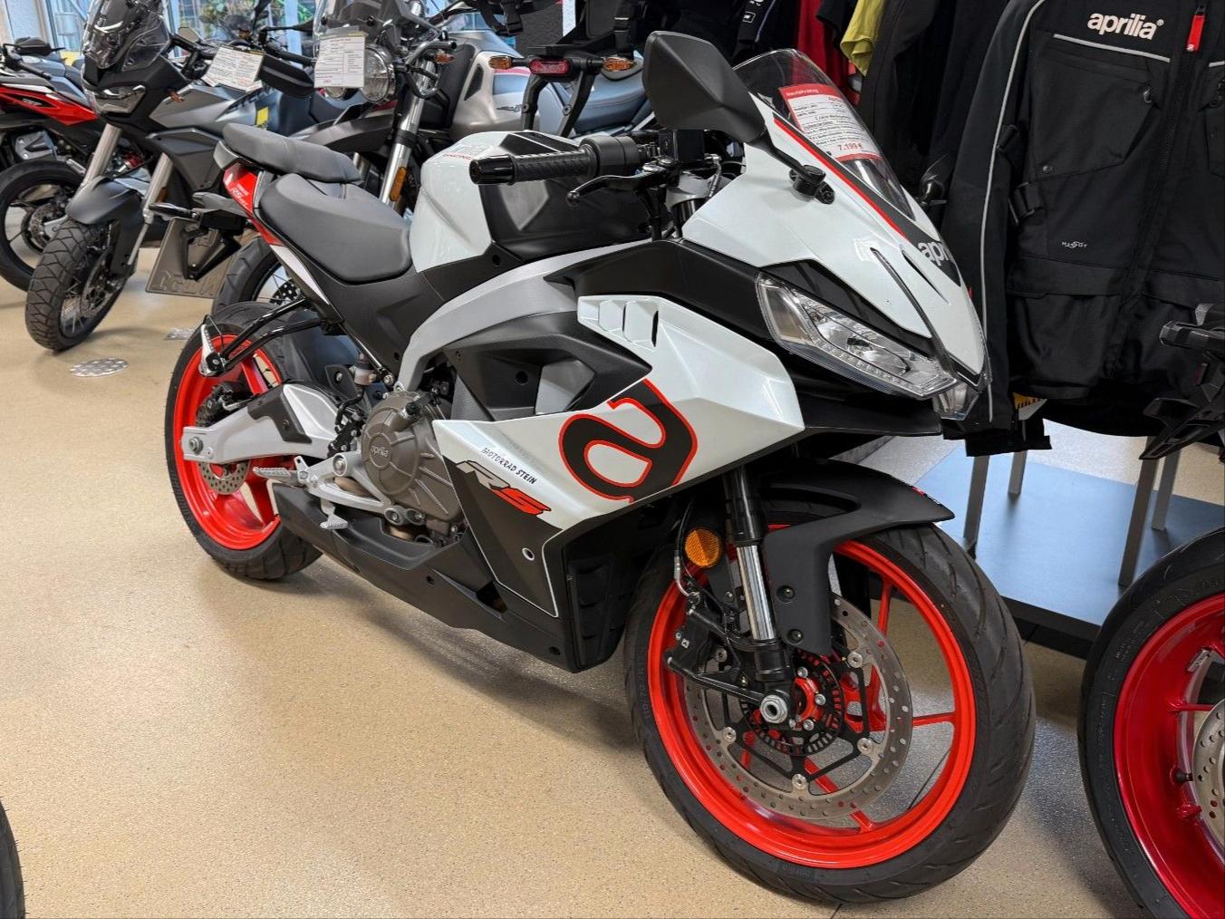 Aprilia RS457 ´25 - Neuwertig - inkl.Quickshifter