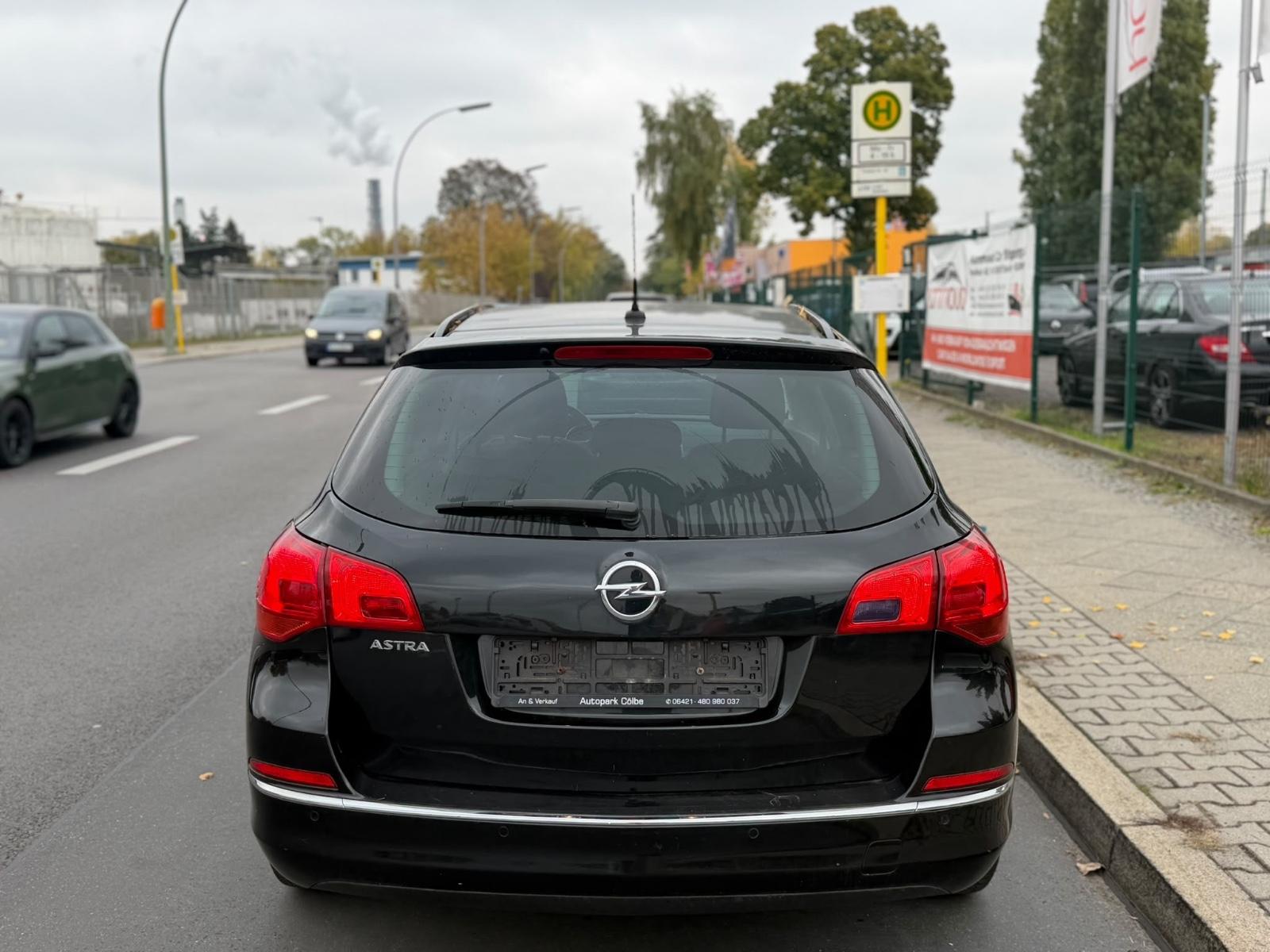 Opel Astra 2015 — photo 5