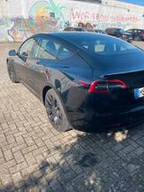 Tesla Model 3 Allradantrieb mit Dualmotor Performa... - Tesla aus 2022