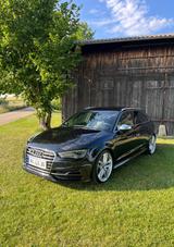 Audi S3 Sportback  - Audi aus 2013