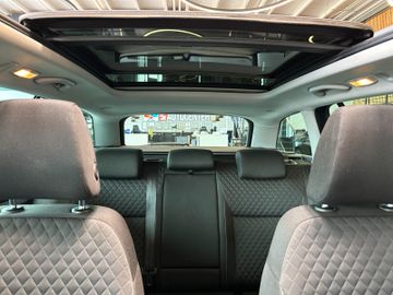 Skoda Octavia *PANO*SitzStandLenkradHZ*ACC*AHK*NAVI*