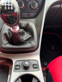 Ford Kuga - 11