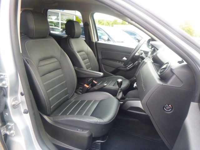 Fahrzeugabbildung Dacia Duster II 1,5 Blue dCi >NAV/AHK/KAM/SHZ/Leder<