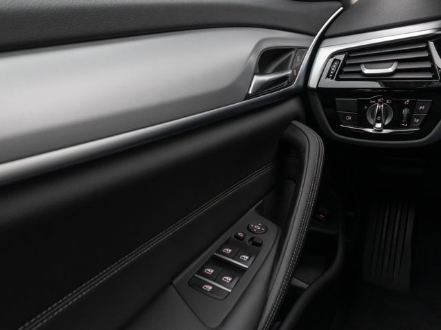 Foto Nummer 34: BMW 520d