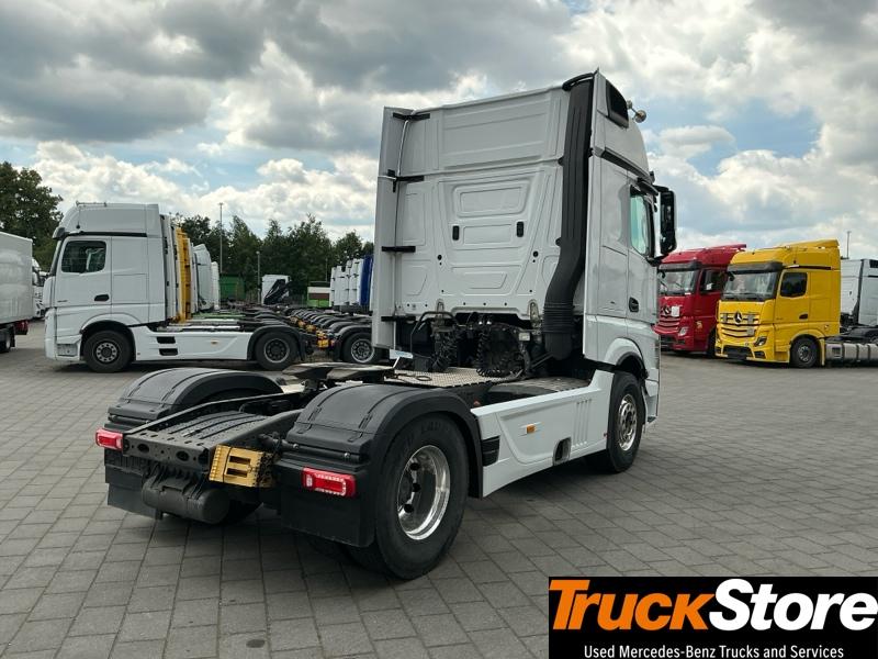 Mercedes-Benz Actros 1853 LS ACC-Abstand Lane-Assist GigaSpace