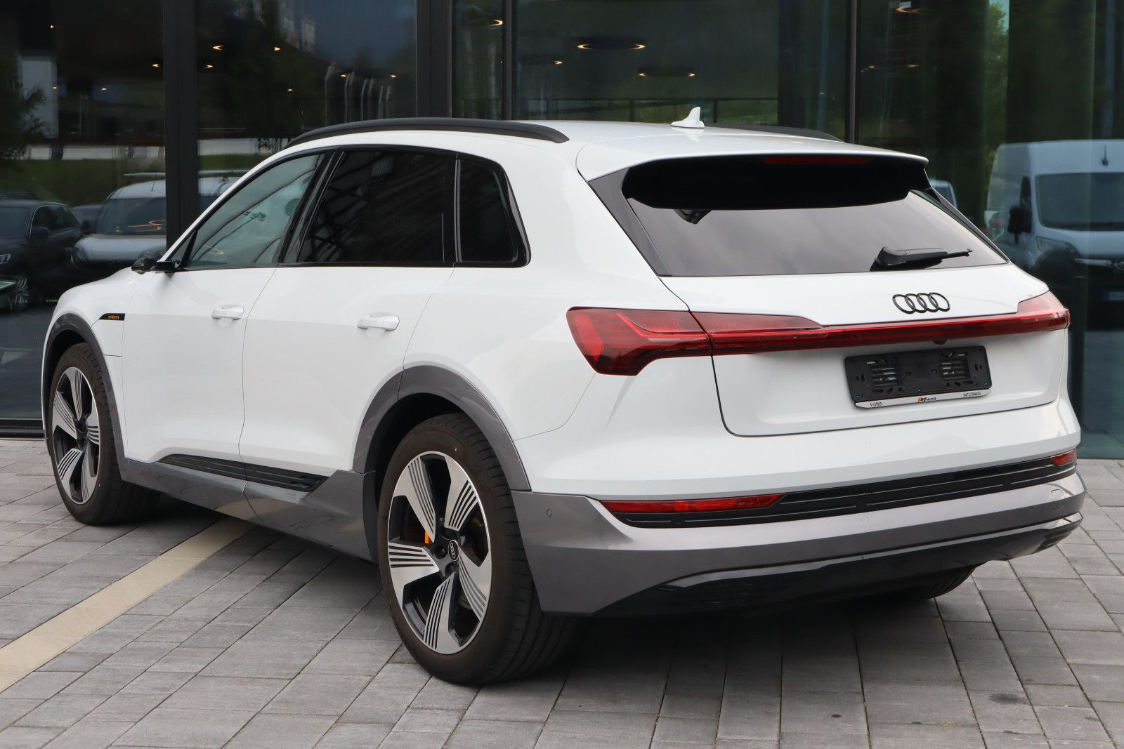 Audi e-tron 55 Quattro 408PS MATRIX HEAD-UP BANG&OLUF imagem 2