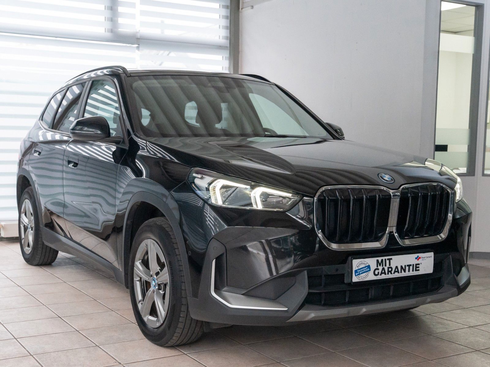 BMW X1xD25e U11 KAMERA ACC KomfZug Ad.LED Unfallfrei foto 3