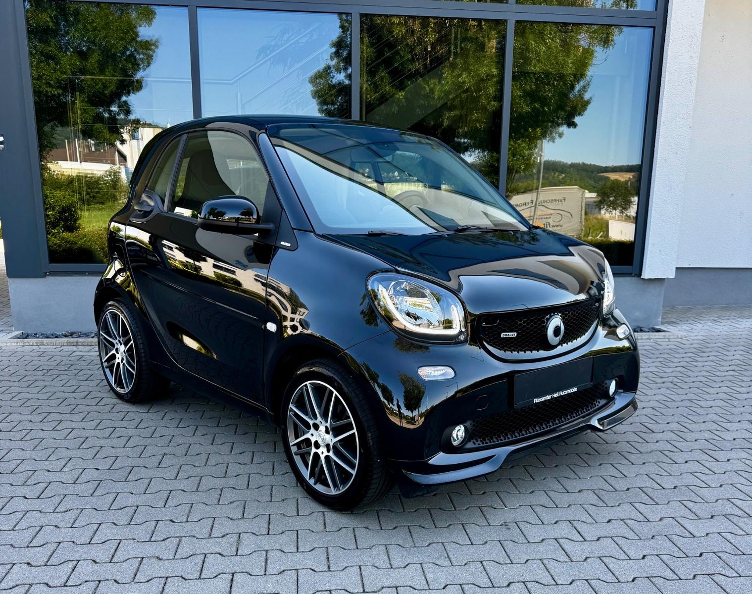 Smart ForTwo ORIGINAL BRABUS*109PS*ALL-BLACK*PANO*SHZ*