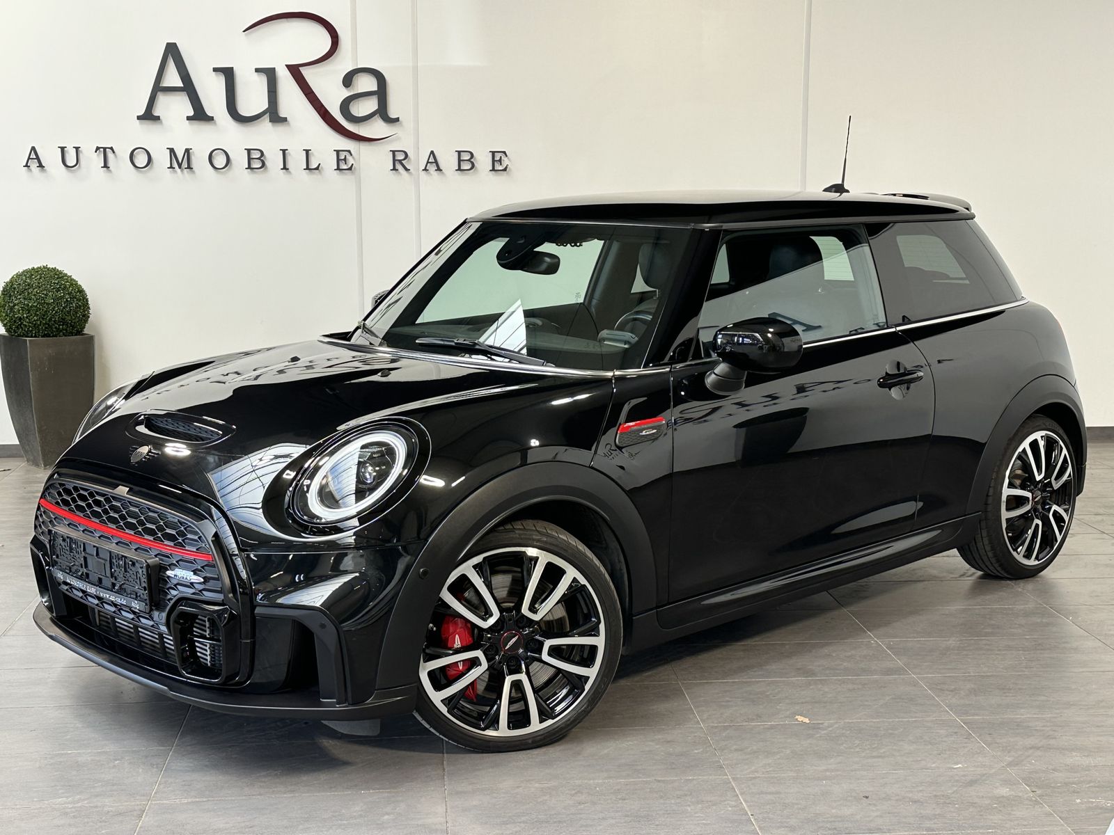 Fahrzeugabbildung MINI John Cooper Works NAV+LED+KAMERA+DIGDISPLAY+ACC