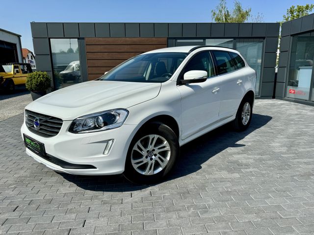 Volvo XC60 Momentum 2WD Xenon Navi Teil-Leder