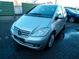 Mercedes-Benz A 180 ELEGANCE Autotronic - Mercedes-Benz A 180: Elegance
