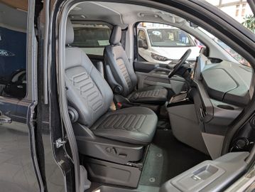 Ford Tourneo Custom Aut L1 Tit X 4WD Standheizung