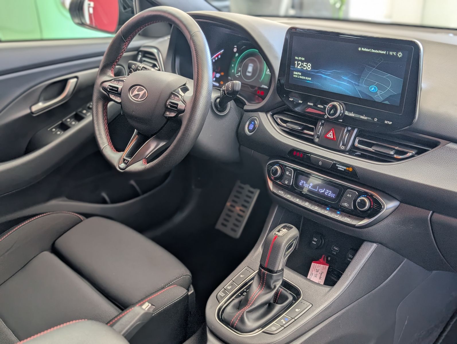 Fahrzeugabbildung Hyundai i30 N Line Mild-Hybrid KAM TEMP LED PANO CARPLAY