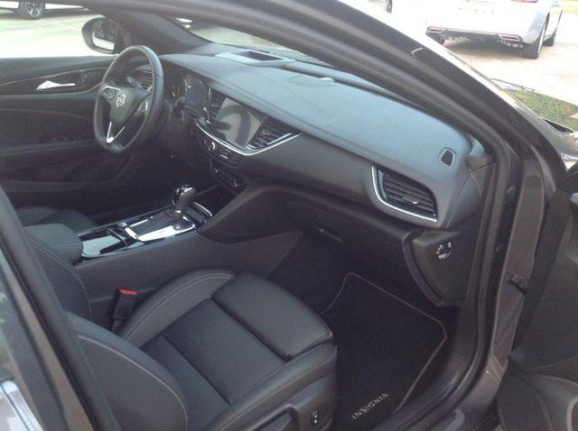 Opel INSIGNIA B Sports Tourer 2.0 CDTi AT Ultimate Na