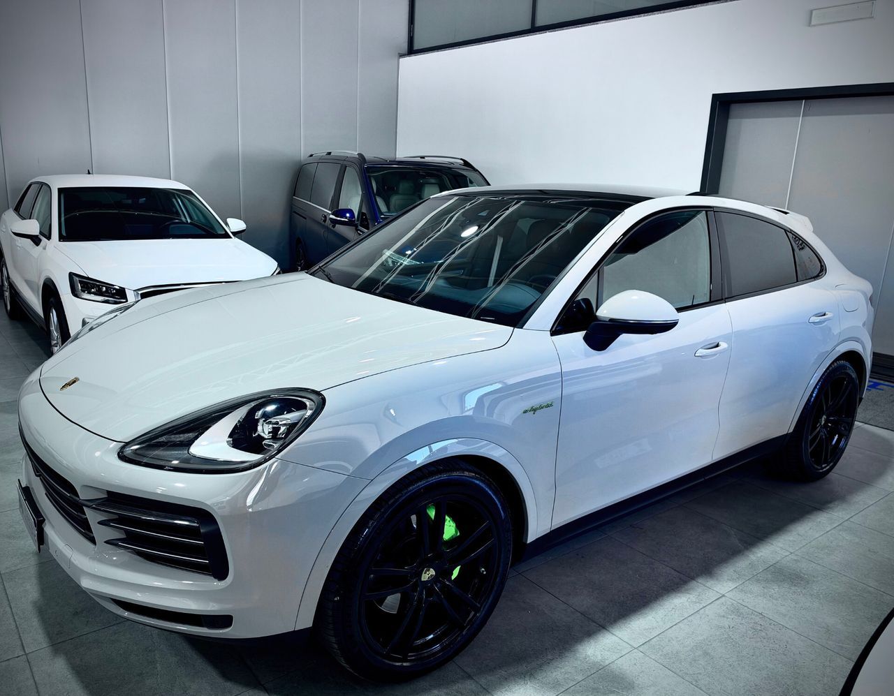Other Porsche Cayenne Coupe 3.0 E-Hybrid Platinum Edit imagem 3