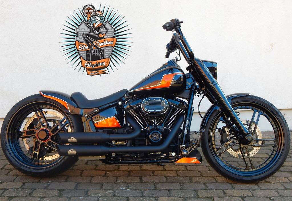 Harley-Davidson FLFBS 