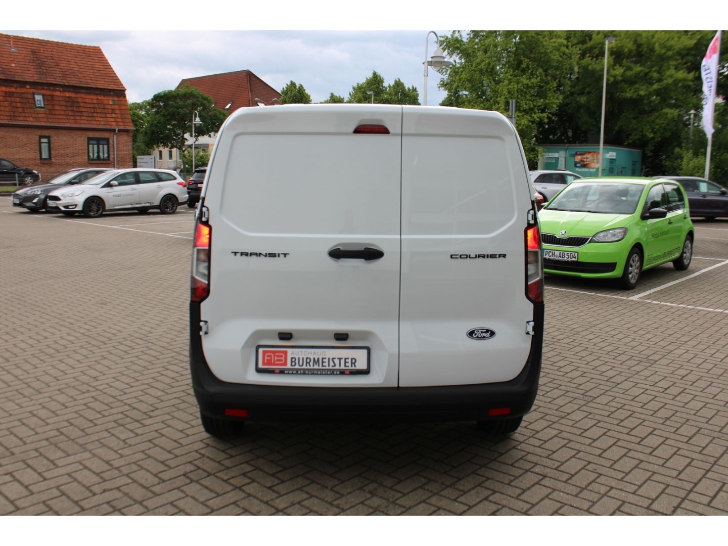 FORD Transit Courier 1.0 EcoBoost Trend Full Link PDC - Image 4