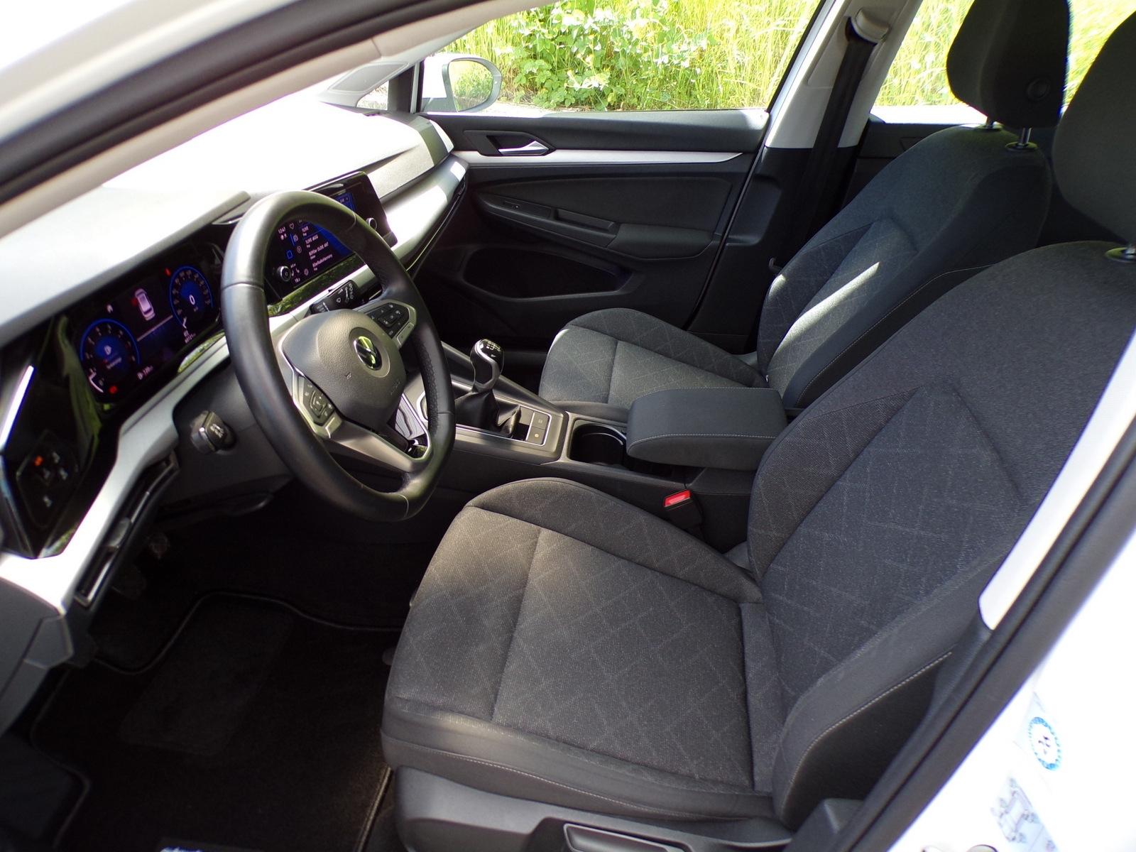 Volkswagen Golf VIII VARIANT 1.5 TSI LIFE / LED'S+SITZHZG, миниатюра 12
