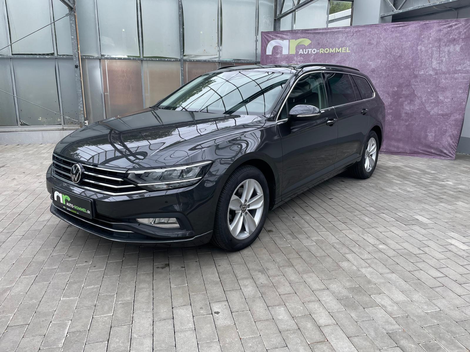 Volkswagen Passat Var 2.0TDI DSG CarPlay Assist LED Nav RFK