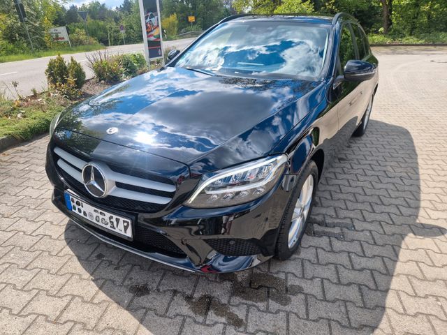 MERCEDES-BENZ C 220 d 4MATIC T Autom. - 9 Gang Getriebe