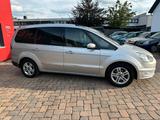 Ford Galaxy Titanium 2.0 163 PS 7 Sitze Navi SH - gebrauchte Ford Galaxy aus dem Jahr 2011