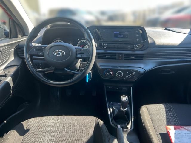 Fahrzeugabbildung Hyundai i20 Select Navi Apple CarPlay Android Auto Musik